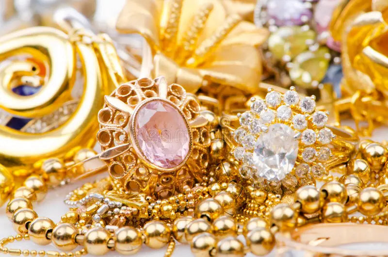 What’s the Difference Between Solid Gold, Gold-Filled, and Gold-Plated? (And Why It Actually Matters)